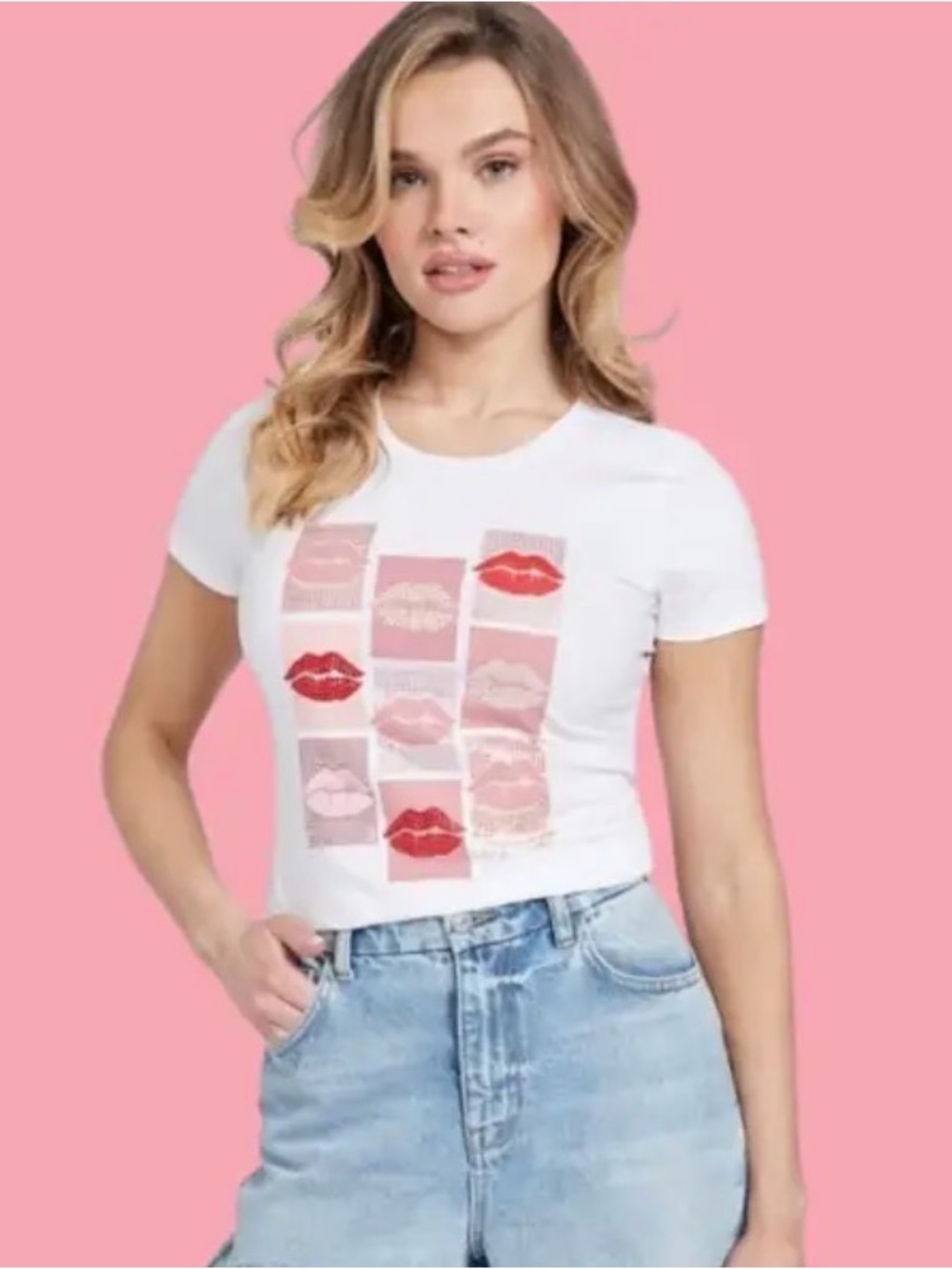 Guess Y2K Style Rhinestone Studded Kisses Graphic White Short-Sleeve T-Shirt